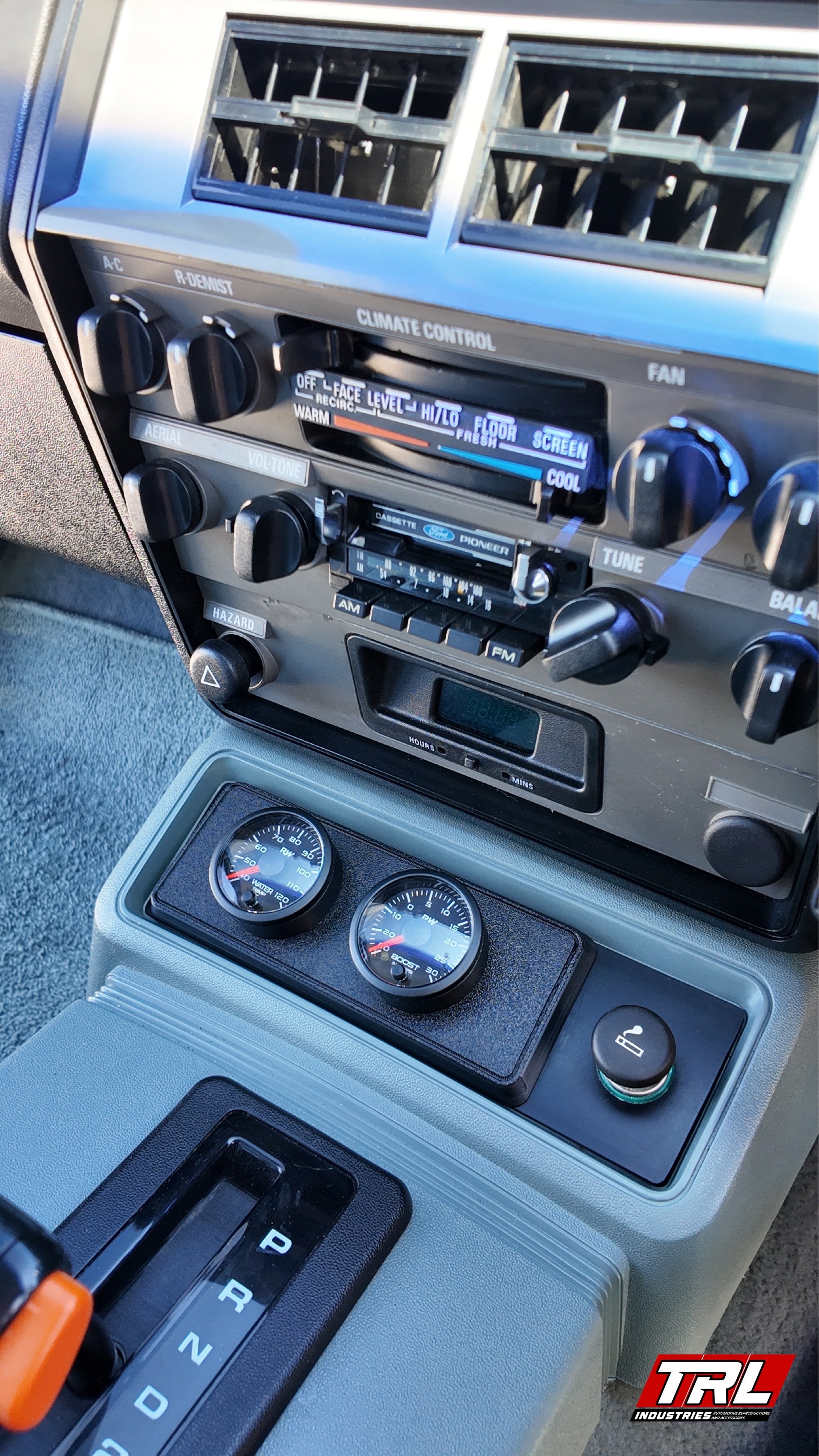 XD XE Falcon Fairmont Dual Gauge Holder