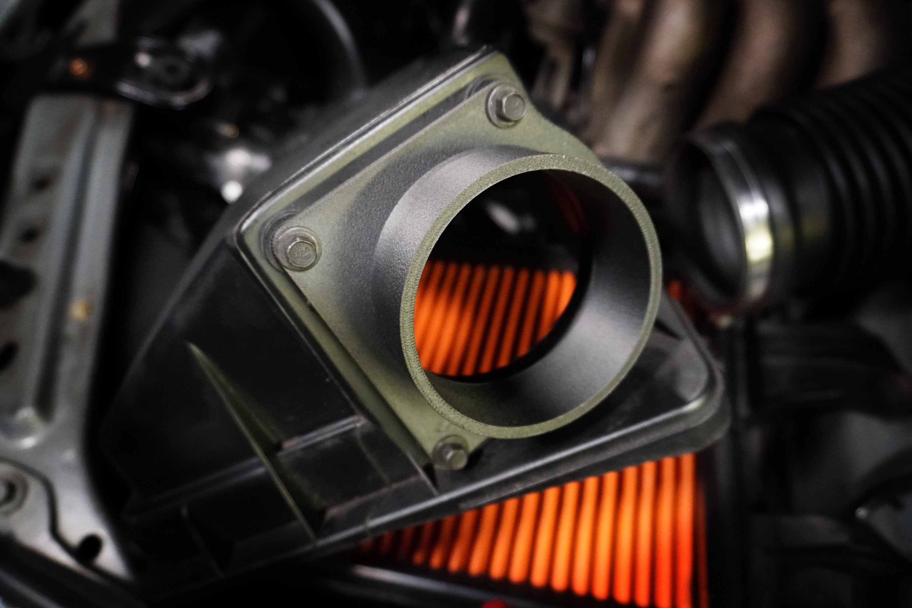 EA to EL Airbox Intake Adapter