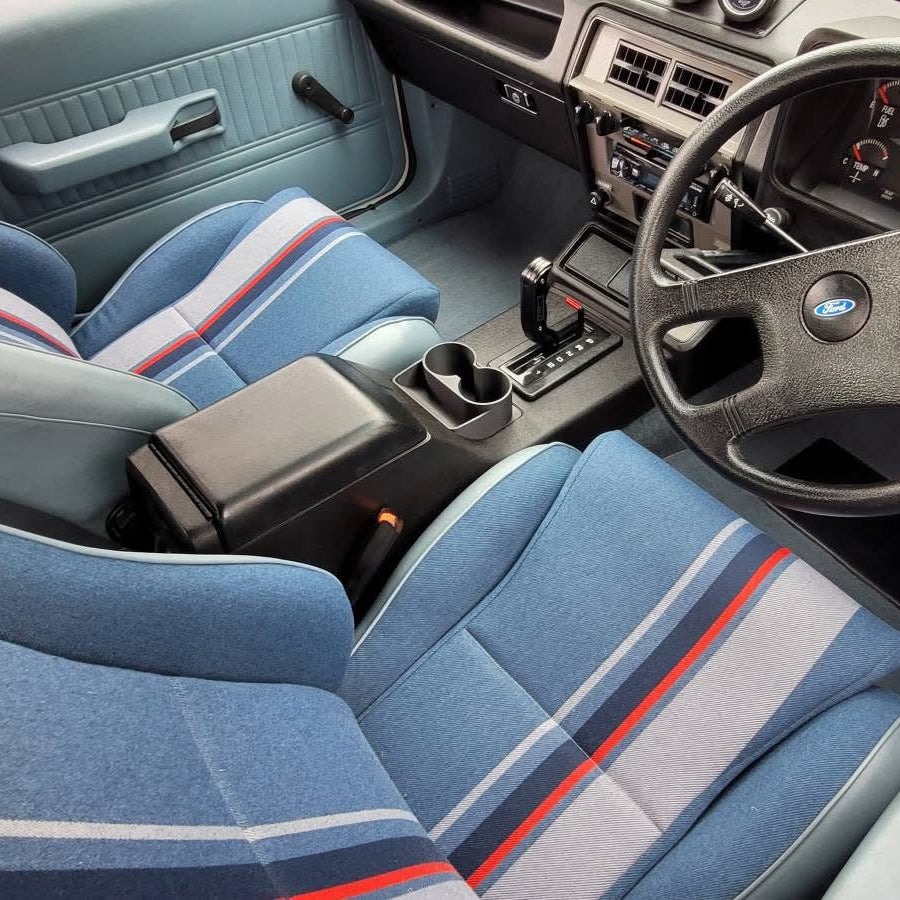 XD XE Falcon Fairmont Cup Holders