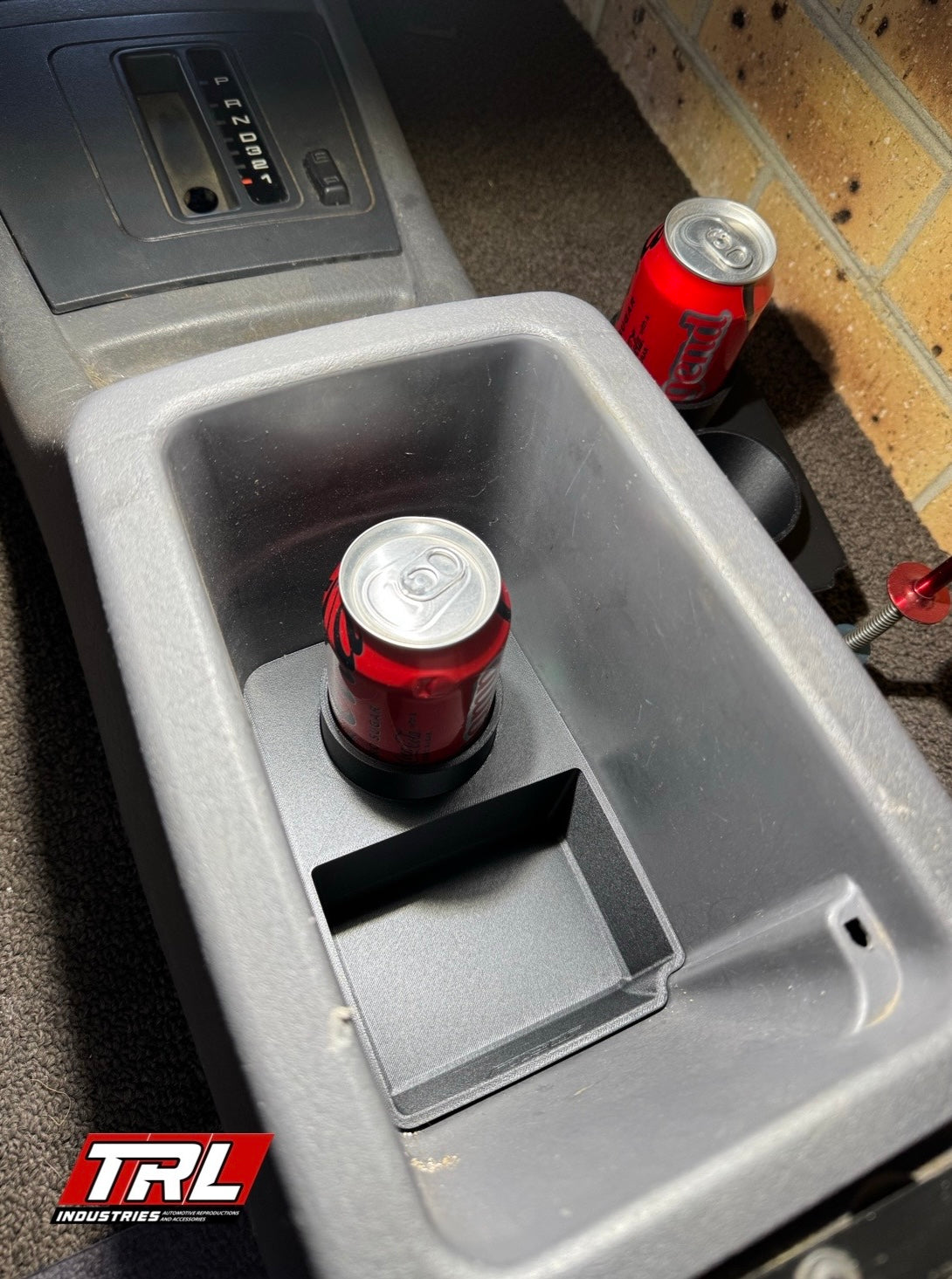 EA-ED XG/XH Hidden Cup Holders