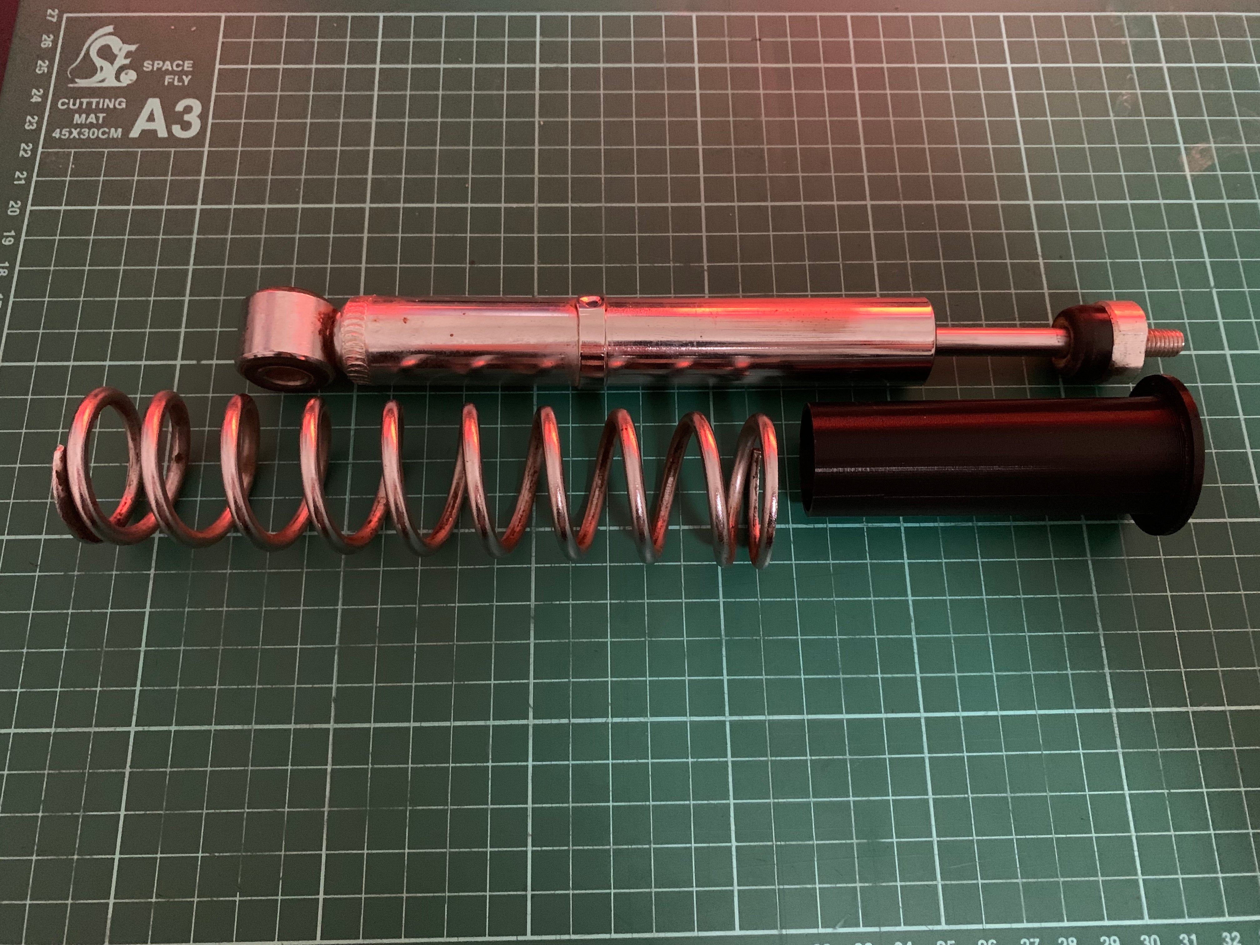 MR50/XR75 Shock Guides image 1